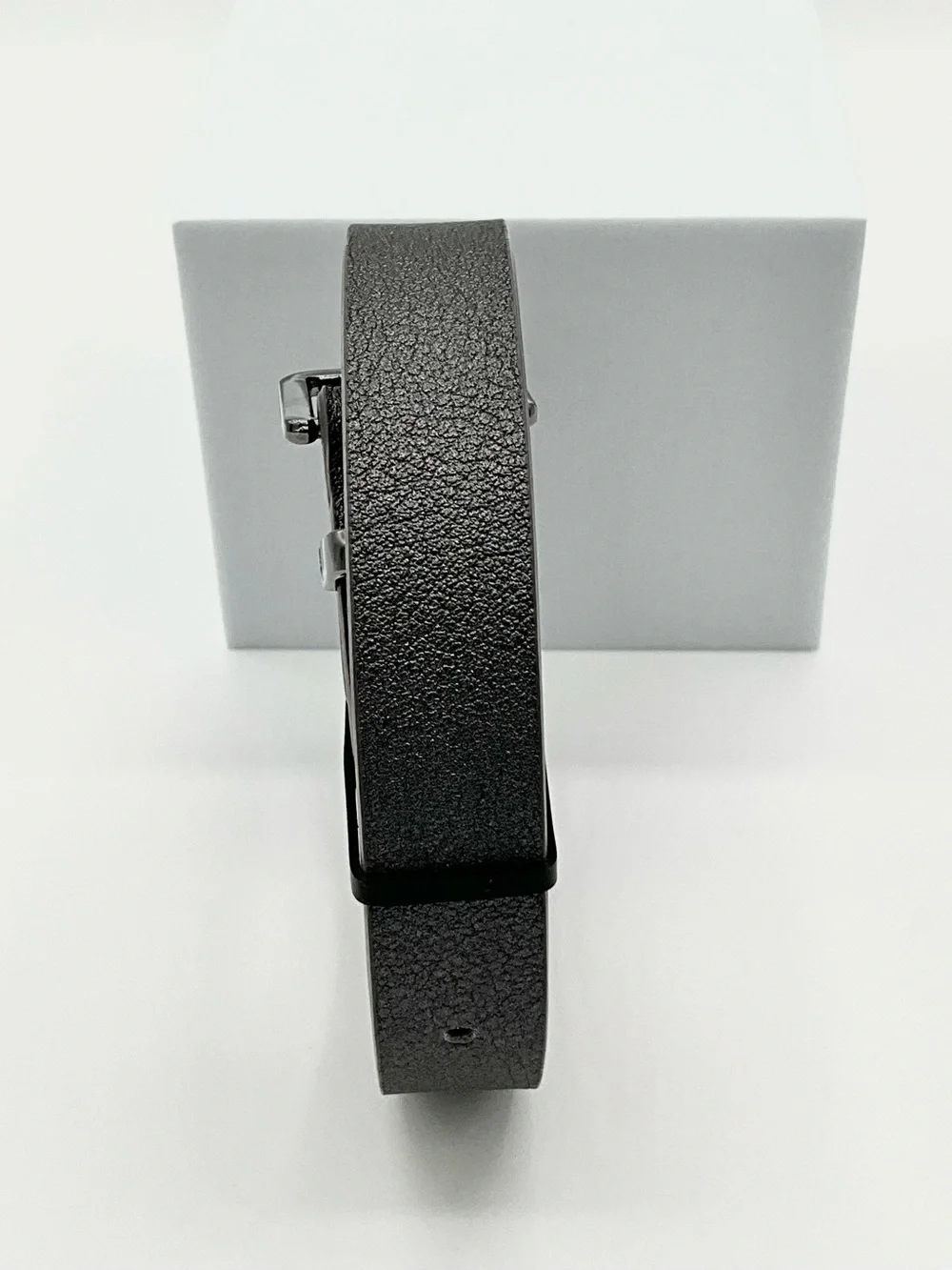 LN Torrid Narrow Waist Belt Metallic Gray Faux Leather Gray Hardware Size 0/00